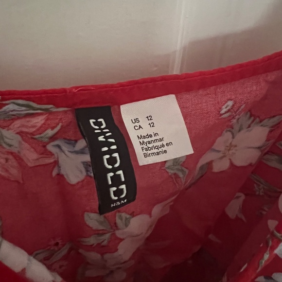 Floral Romper H&M - Picture 2 of 4